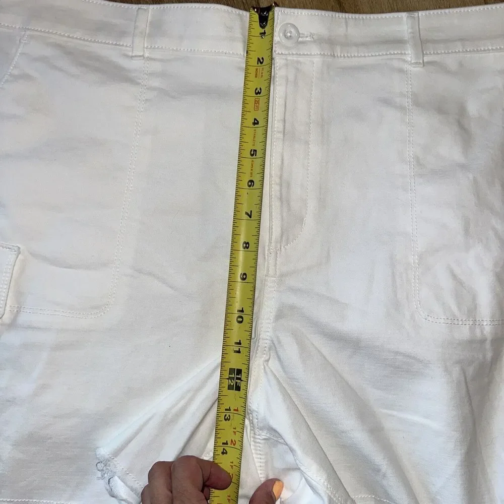 Loft Women's Size 12‎ Cargo Shorts Cut Off Mid Rise 4
